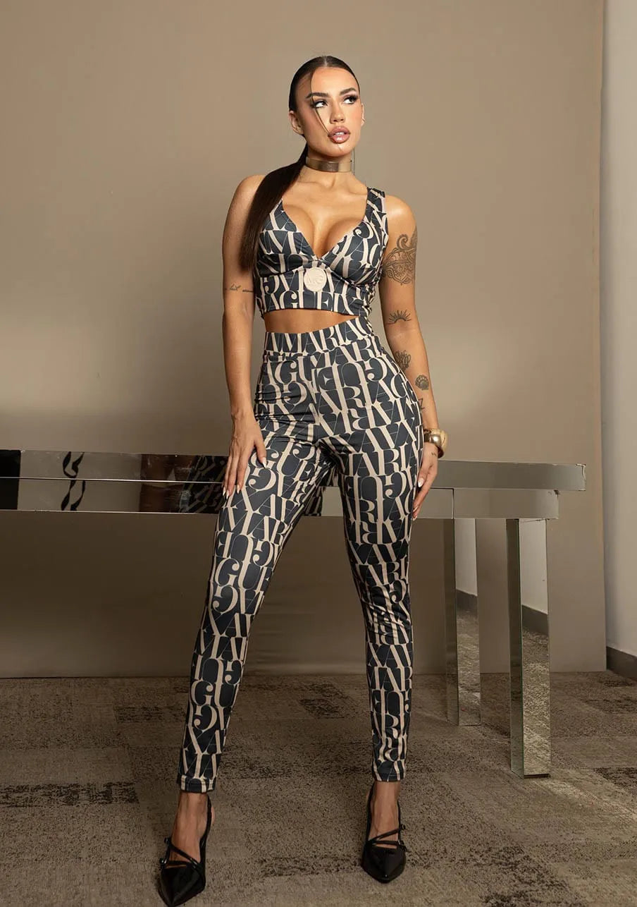 CONJUNTO CROPPED E CALÇA TREND DARK MARIA GUEIXA